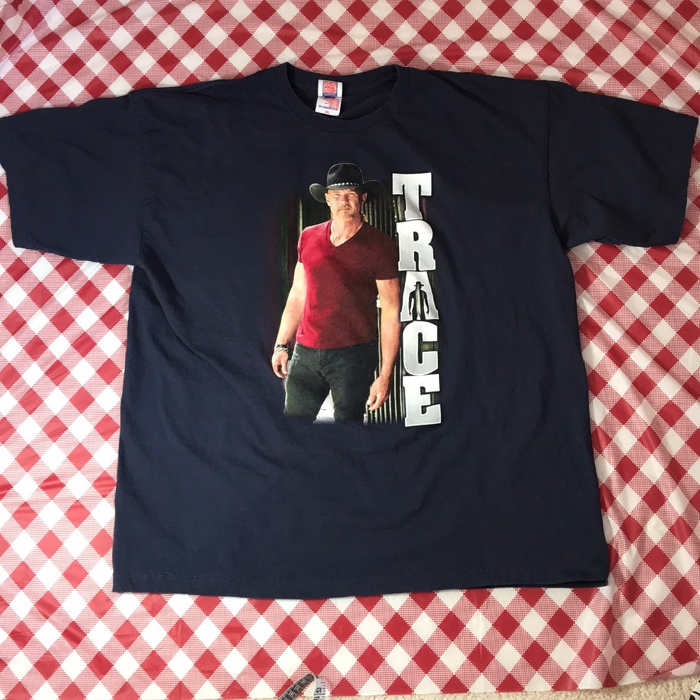 Trace Adkins 2016 Tour T-shirt size XL